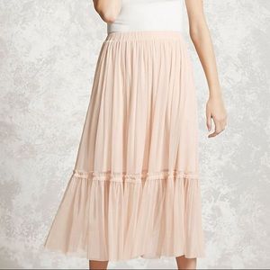 NWOT Forever 21 tulle skirt